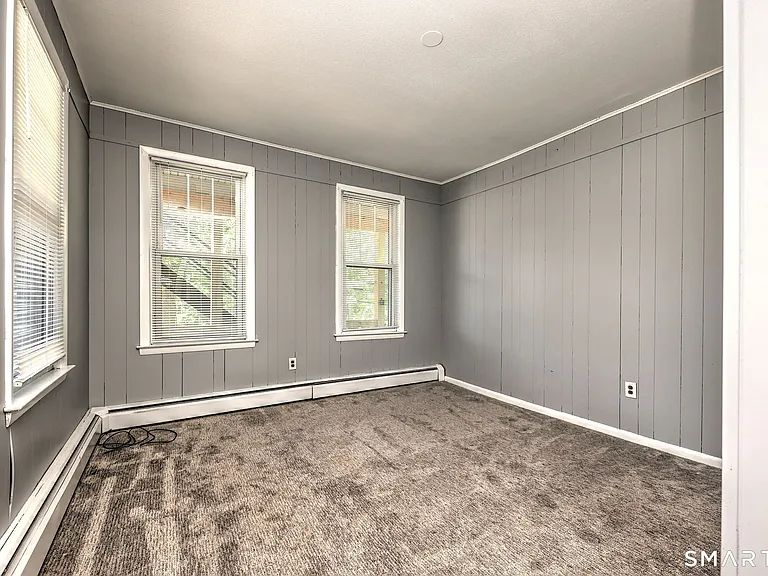 90 N Turnpike Rd #1 — Photo 25