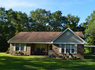 1287 Julie Ln, Chipley, FL 32428