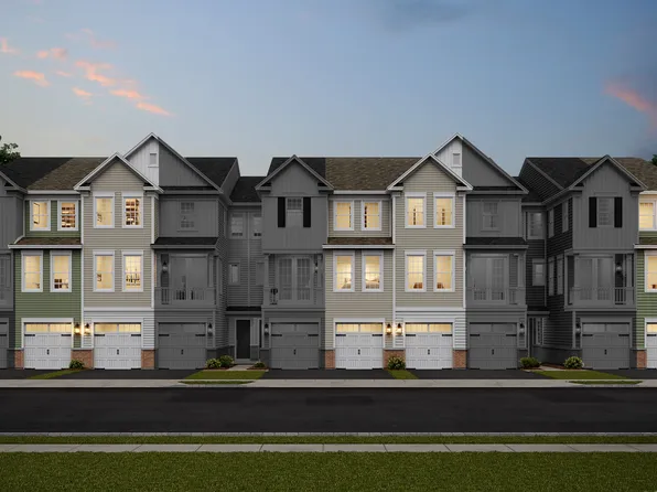 734 Station Rd, Dunellen, NJ 08812