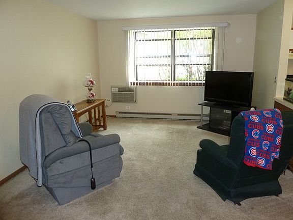 2nd image of 530 E Highland Ave APT A3