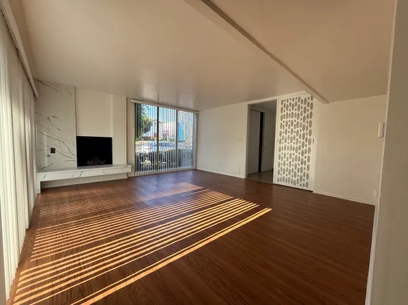 7838 W Manchester Ave APT 1, Playa Del Rey, CA 90293