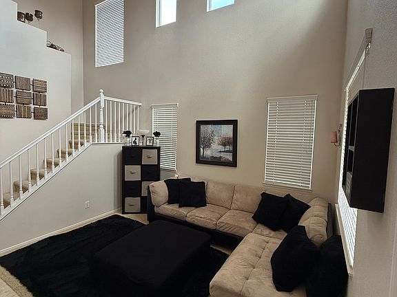4th image of 38139 Talavera Ct
