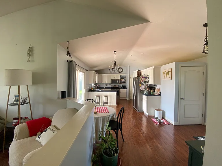 27799 Birmingham Ct — Photo 5
