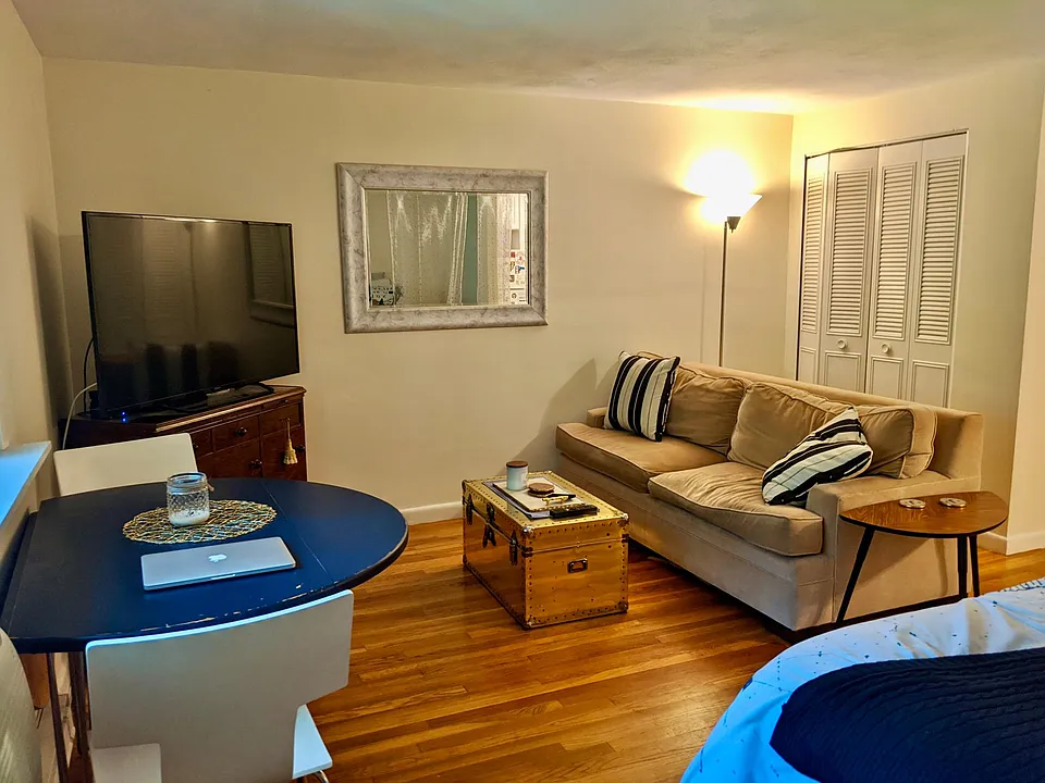 39 Englewood Ave #14