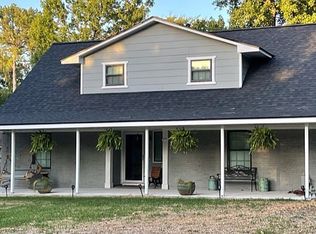 2011 Coe Rd, Pinehurst, TX 77362