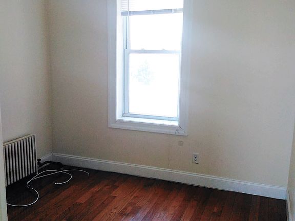 3rd image of 304 54th St #2C