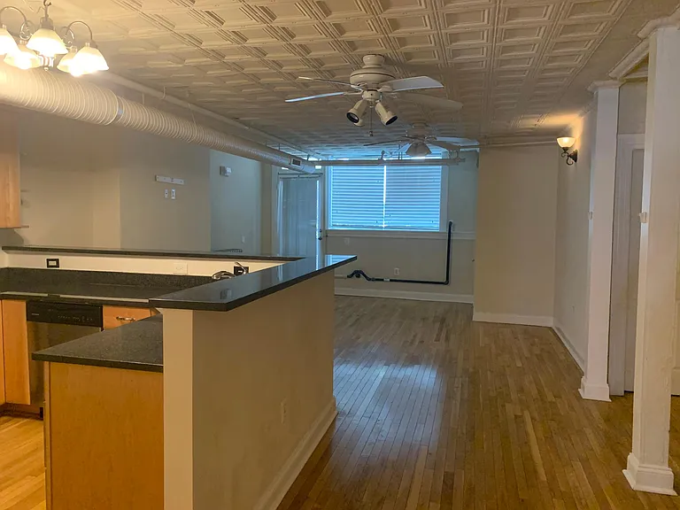 2105 N Charles St #1 — Photo 6