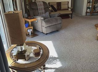 404 Front St NE, De Smet, SD 57231