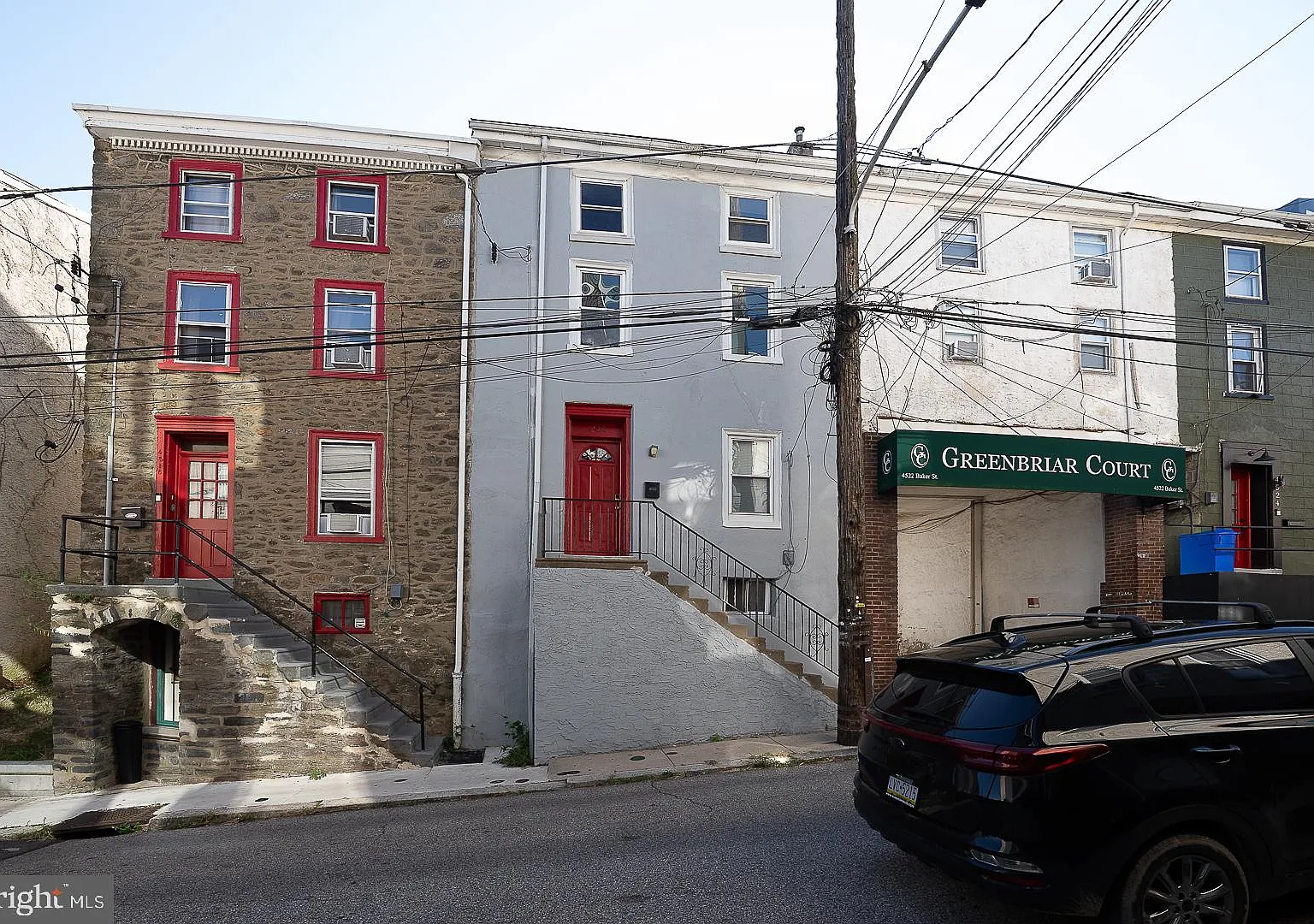 4 bed, 2.0 bath, 1880 sqft, $2,499 — Photo 1