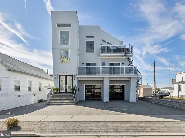 420 W 17th Ave, North Wildwood, NJ 08260