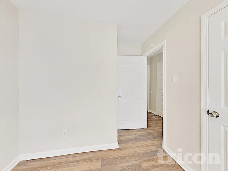 12211 Haroldson Forest Dr — Photo 26