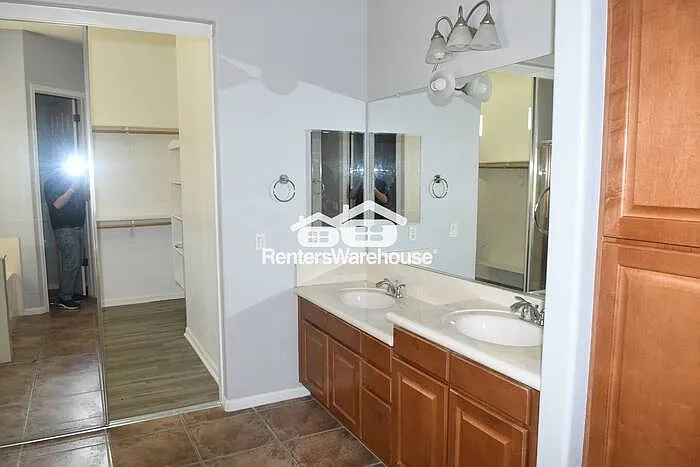 6027 N 133rd Dr — Photo 15