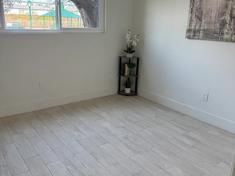 22608 Ocean Ave #2 — Photo 19