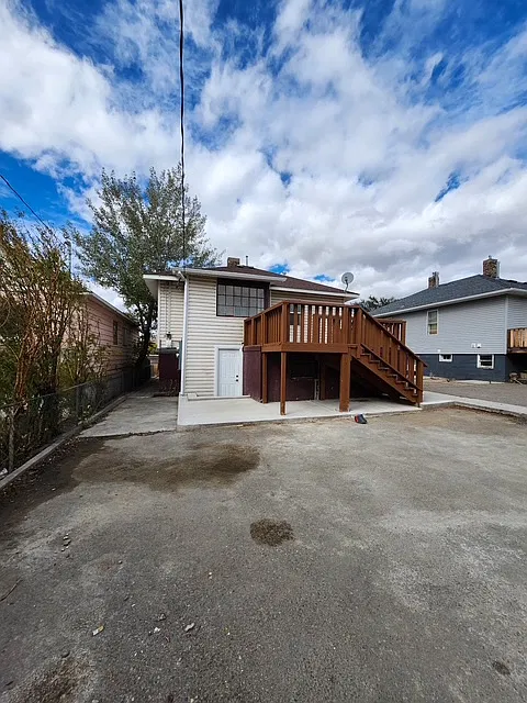 2 bed, 943 sqft, $1,350 — Photo 2