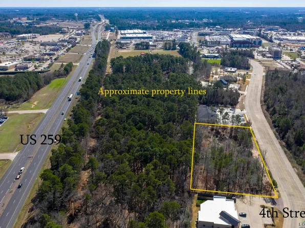 3568 N 4th St, Longview, TX 75605