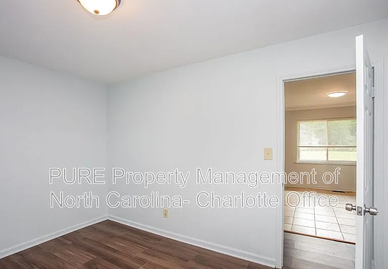 2429 Galloway Rd — Photo 23