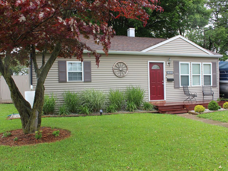 2nd image of 333 S Fostoria Ave
