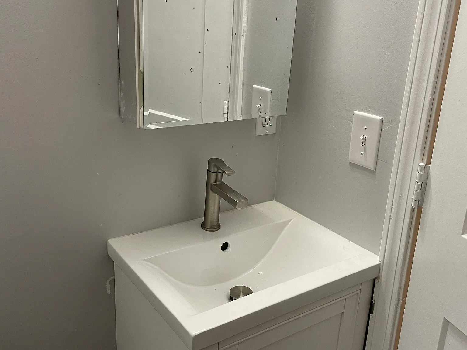 100 Thomas Blvd — Photo 3