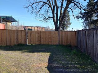 3032 Kinney Loop, Eugene, OR 97408