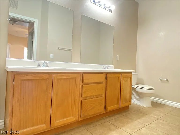 3400 Cabana Dr #2049 — Photo 19