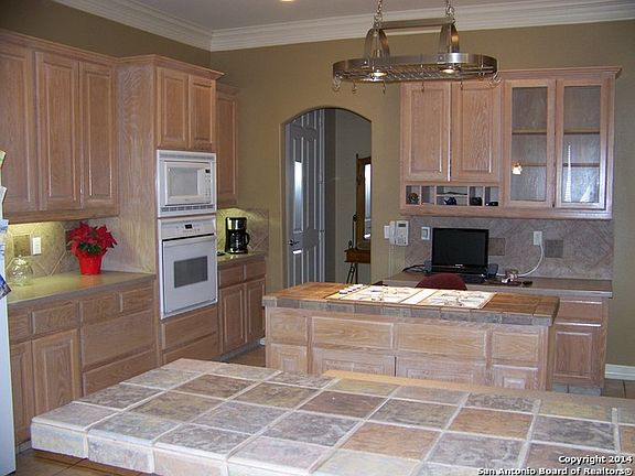 3rd image of 3210 Roan Way