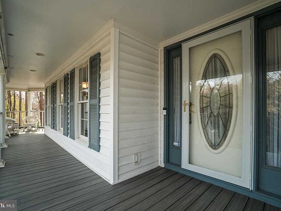 5th image of 10201 Grovewood Way