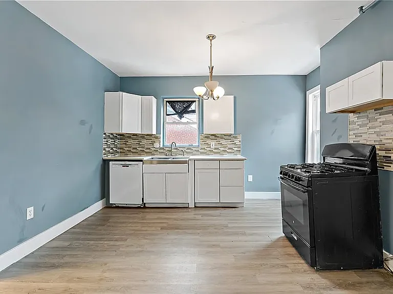 317 Kearsarge St #2 — Photo 17