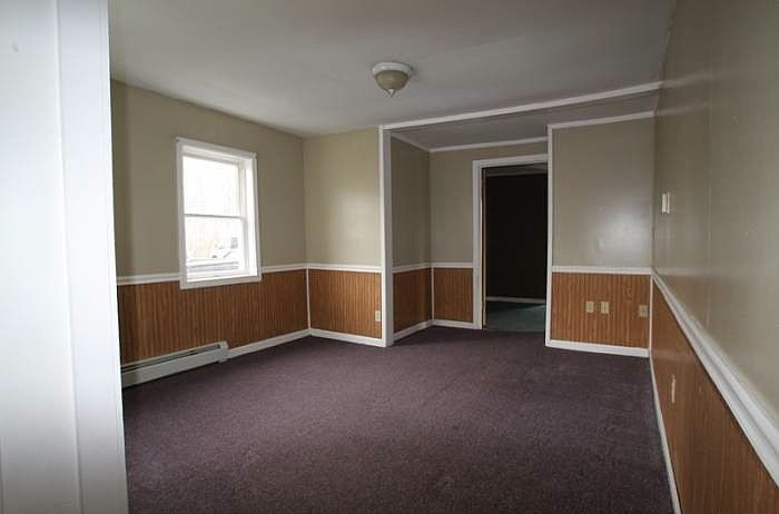 2nd image of 127 Water St