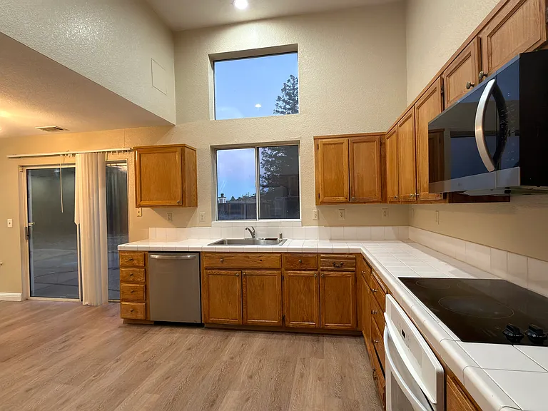 5273 Percheron Way — Photo 7
