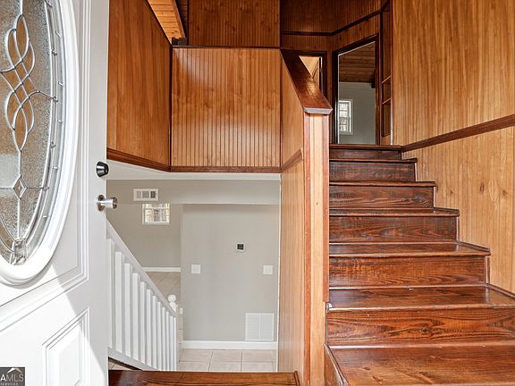 3rd image of 307 Eagle Overlook Dr