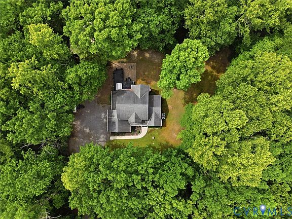 5th image of 2134 Ettington Ln