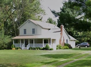 499 Bellus Rd, Hinckley, OH 44233