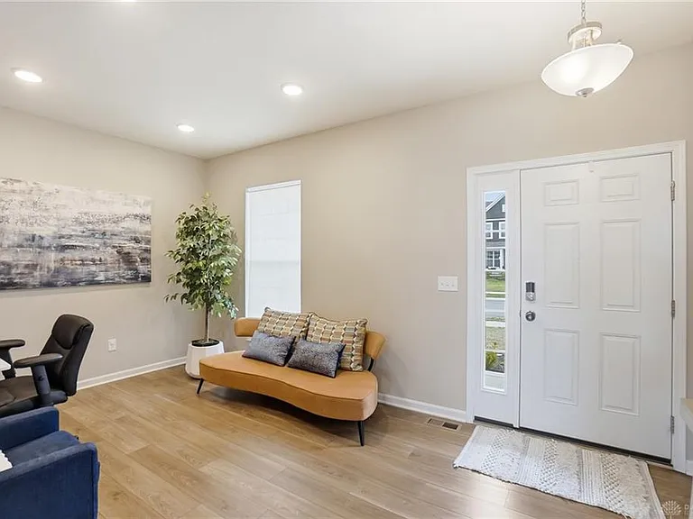 3059 Chamberlin Dr — Photo 6