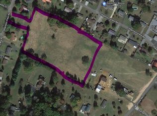 Shannon View Rd, Johnson City, TN 37615