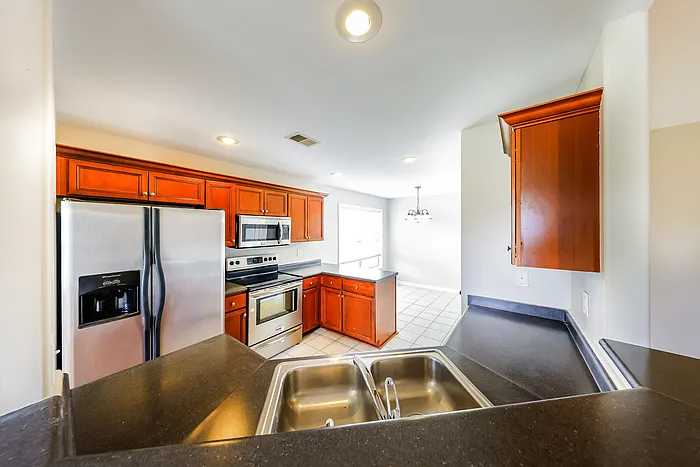105 Landings Way Dr — Photo 4