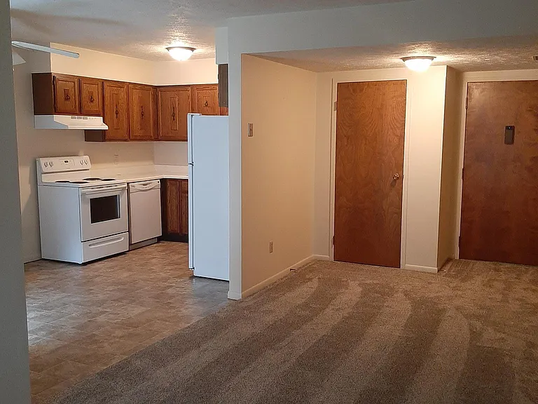 1000 Hespe Dr #11 — Photo 10