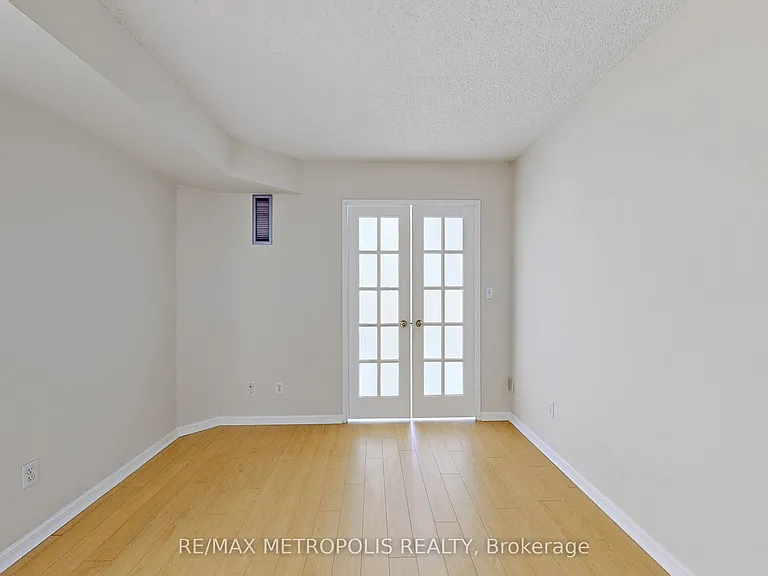7 Carlton St #810 — Photo 26