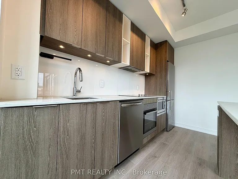 200 Sackville St #1009 — Photo 9