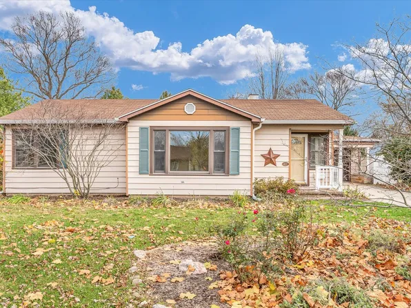 427 S Cherry St, Paxton, IL 60957