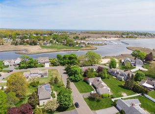 11 Iroquois Dr, Clinton, CT 06413