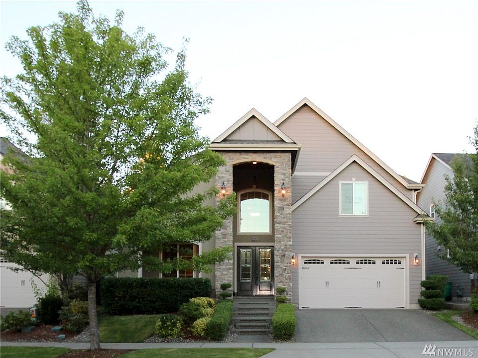1st image of 1625 Bellerive Way SE