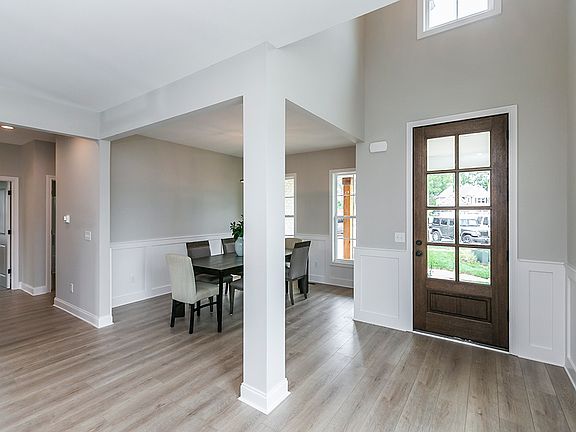 3rd image of 1401 Gadsten Ct