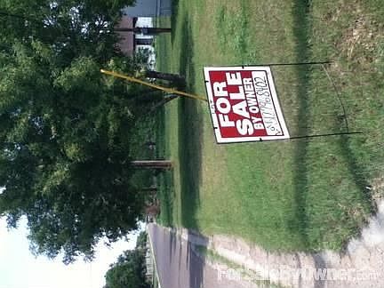 2nd image of 931 E Gem Ave