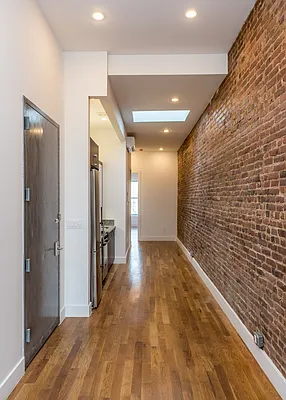 Rented by Nooklyn NYC LLC | media 50