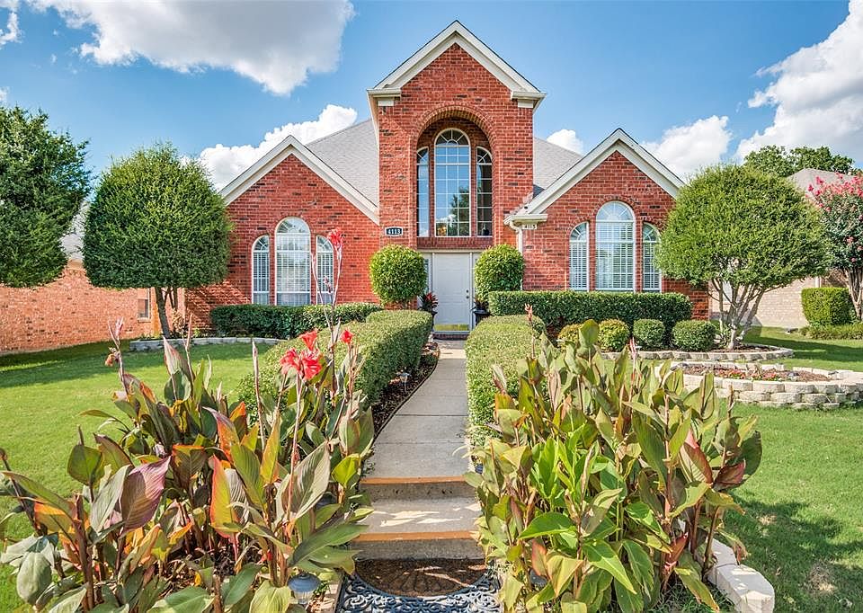 1st image of 4113 Pinewood Dr