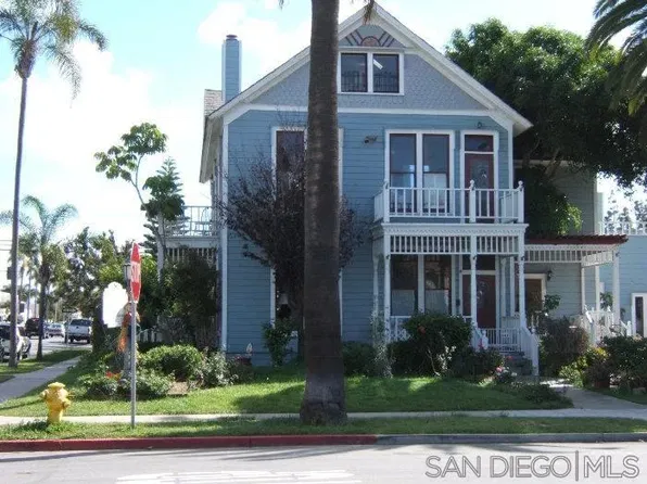 1000 8th St, Coronado, CA 92118