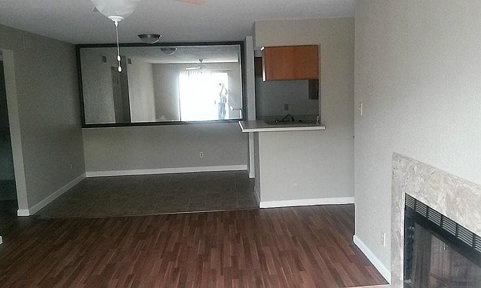 1st image of 9700 Leawood Blvd #8/816