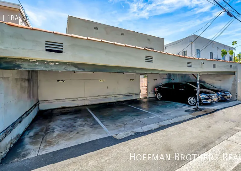 215 S Elm Dr #104 — Photo 10