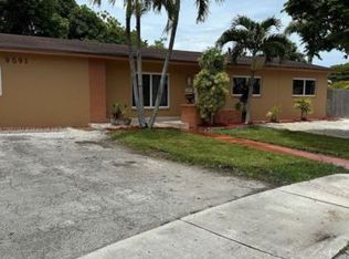 9591 SW 9th Ter, Miami, FL 33174