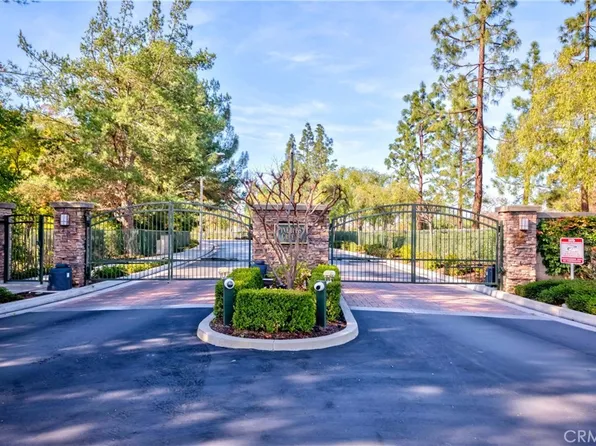 1379 Canterbury Ln, Fullerton, CA 92831